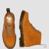 101 Fabricadas en Inglaterra Botines de ante con herrajes 101 Fabricadas en Inglaterra Botines de ante con herrajes