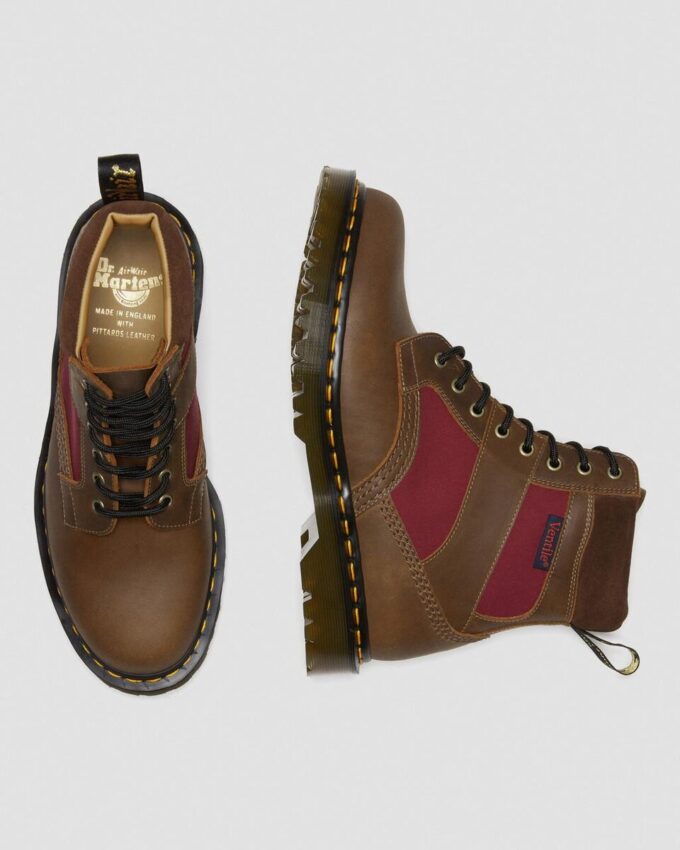 1460 Botas con cordones y paneles acolchados fabricadas en Inglaterra 1460 Botas con cordones y paneles acolchados fabricadas en Inglaterra