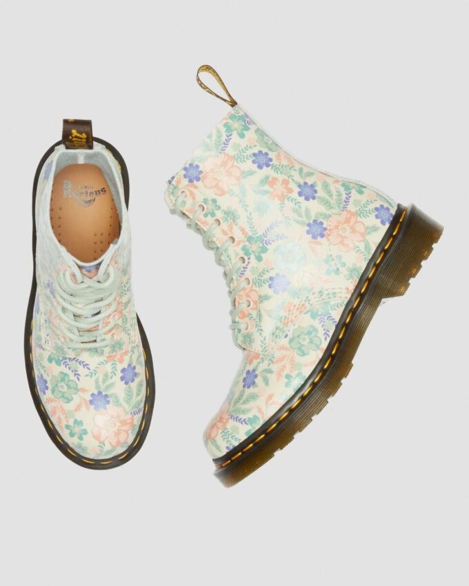 1460 Vonda Botas de cuero reciclado con estampado floral 1460 Vonda Botas de cuero reciclado con estampado floral