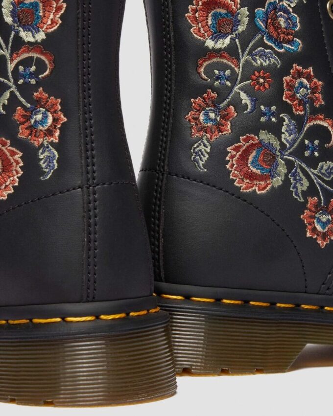 1460 VONDA TF Botas con cordones de cuero reciclado con estampado floral 1460 VONDA TF Botas con cordones de cuero reciclado con estampado floral