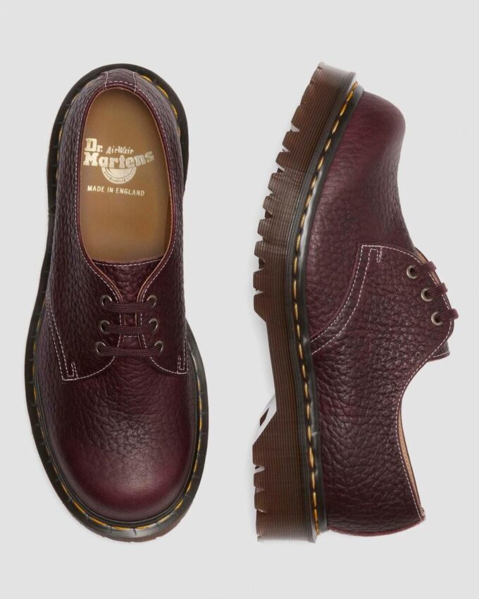 1461 Fabricado en Inglaterra Zapatos con puntera redondeada y piel repujada Soft Boa 1461 Fabricado en Inglaterra Zapatos con puntera redondeada y piel repujada Soft Boa