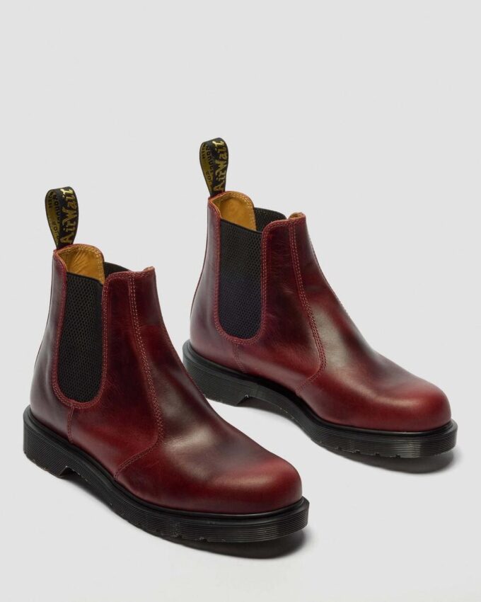 2976 Chelsea Boot clásica de piel de becerro fabricada en Inglaterra 2976 Chelsea Boot clásica de piel de becerro fabricada en Inglaterra