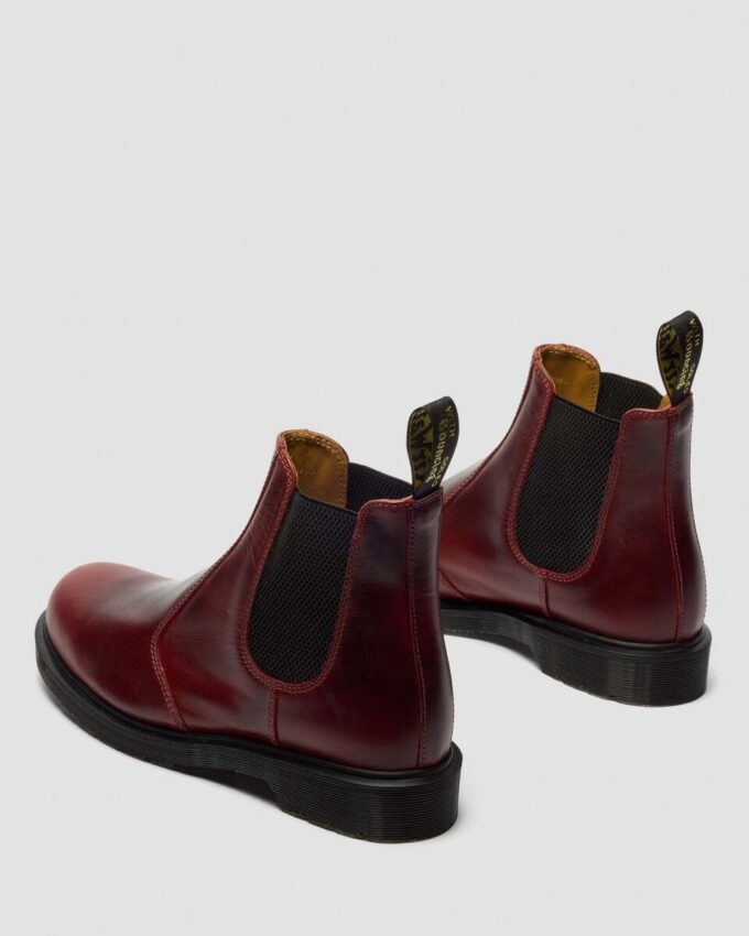 2976 Chelsea Boot clásica de piel de becerro fabricada en Inglaterra 2976 Chelsea Boot clásica de piel de becerro fabricada en Inglaterra