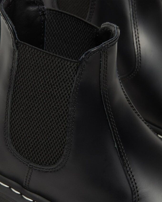 2976 Smooth Leather Chelsea Boot