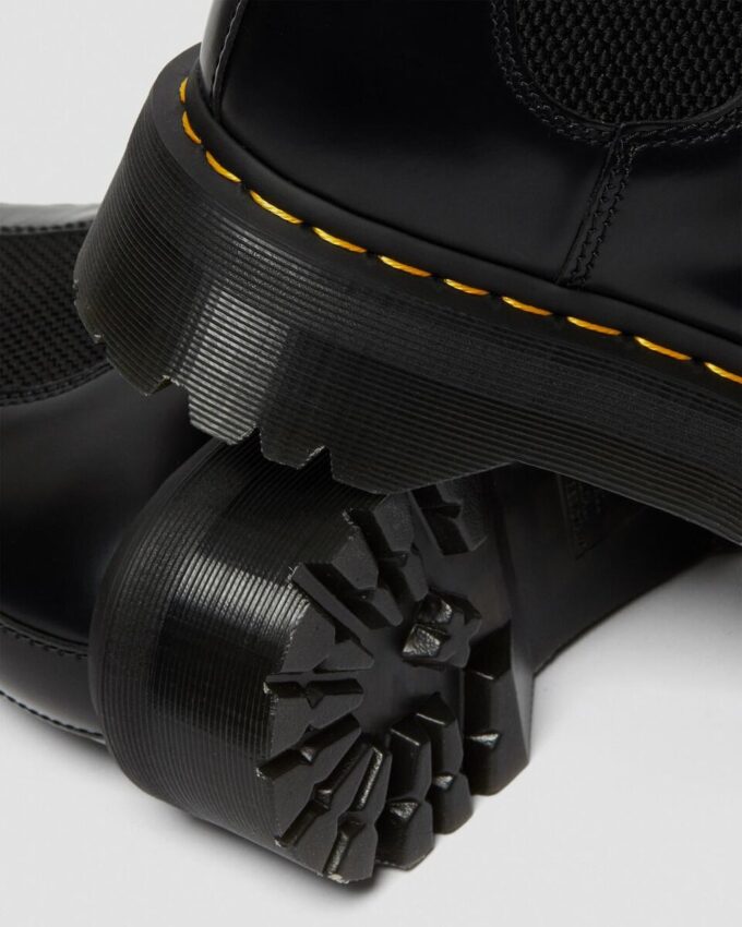 2976 Smooth Leather Platform Chelsea Boot