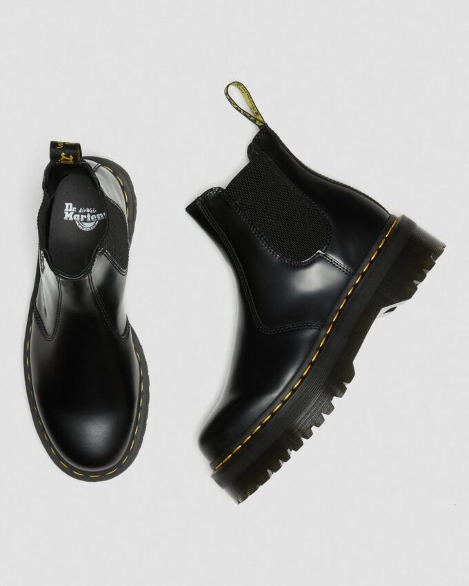 2976 Smooth Leather Platform Chelsea Boot