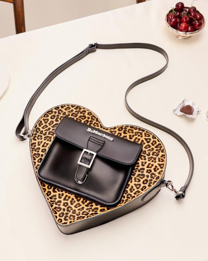 Bolso corazón Mochila de piel leopardo Kiev Bolso corazón Mochila de piel leopardo Kiev