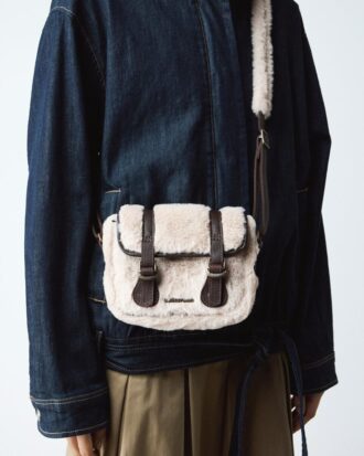 BOLSO SATCHEL DE 7 PULGADAS Bolso satchel de cuero y piel sintética