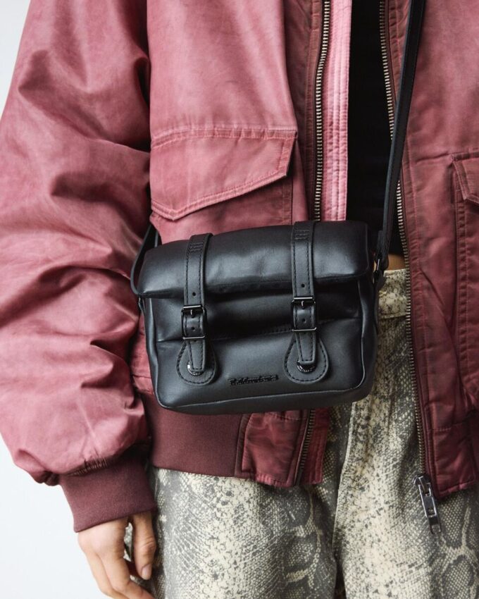 Bolso tipo cartera acolchado de 7 pulgadas Bolso tipo cartera acolchado de 7 pulgadas