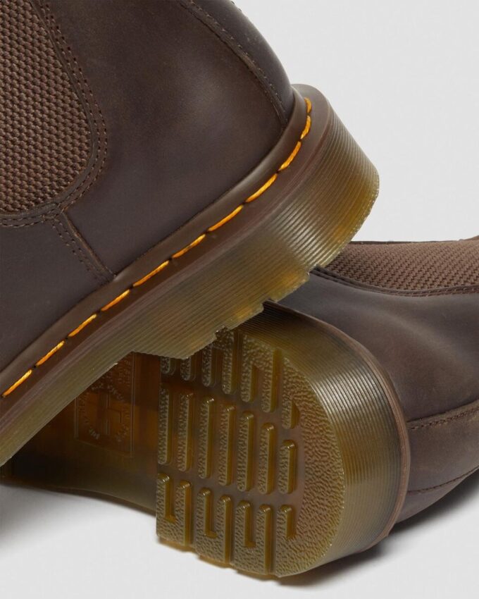 Botas Chelsea 2976 de cuero Crazy Horse con costuras amarillas Botas Chelsea 2976 de cuero Crazy Horse con costuras amarillas