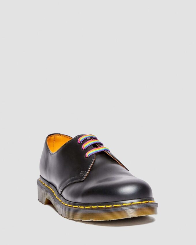 Cordones planos Rainbow de 26 pulgadas (3 ojales) Cordones planos Rainbow de 26 pulgadas (3 ojales)