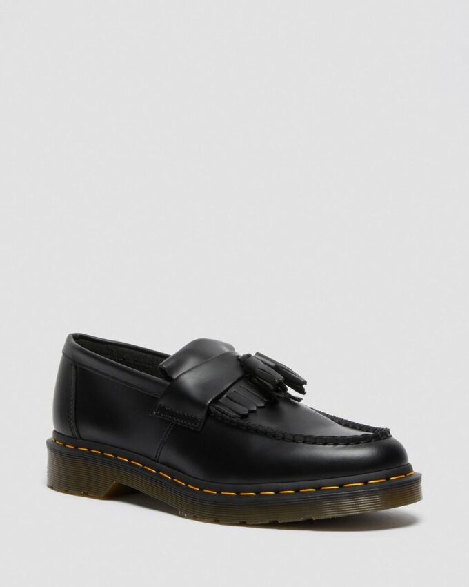 Mocasines con borlas de cuero amarillo cosido Adrian Mocasines con borlas de cuero amarillo cosido Adrian