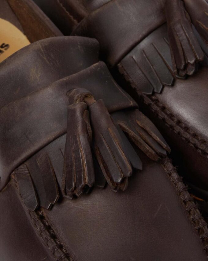 Mocasines con borlas de piel Crazy Horse de Adrian Mocasines con borlas de piel Crazy Horse de Adrian