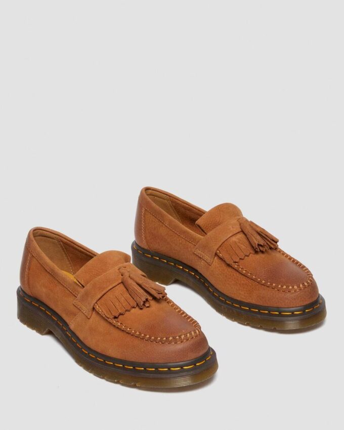 Mocasines con borlas de piel nobilla Adrian Mocasines con borlas de piel nobilla Adrian