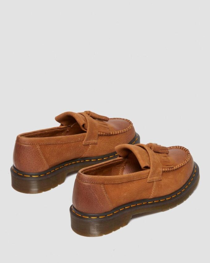 Mocasines con borlas de piel nobilla Adrian Mocasines con borlas de piel nobilla Adrian