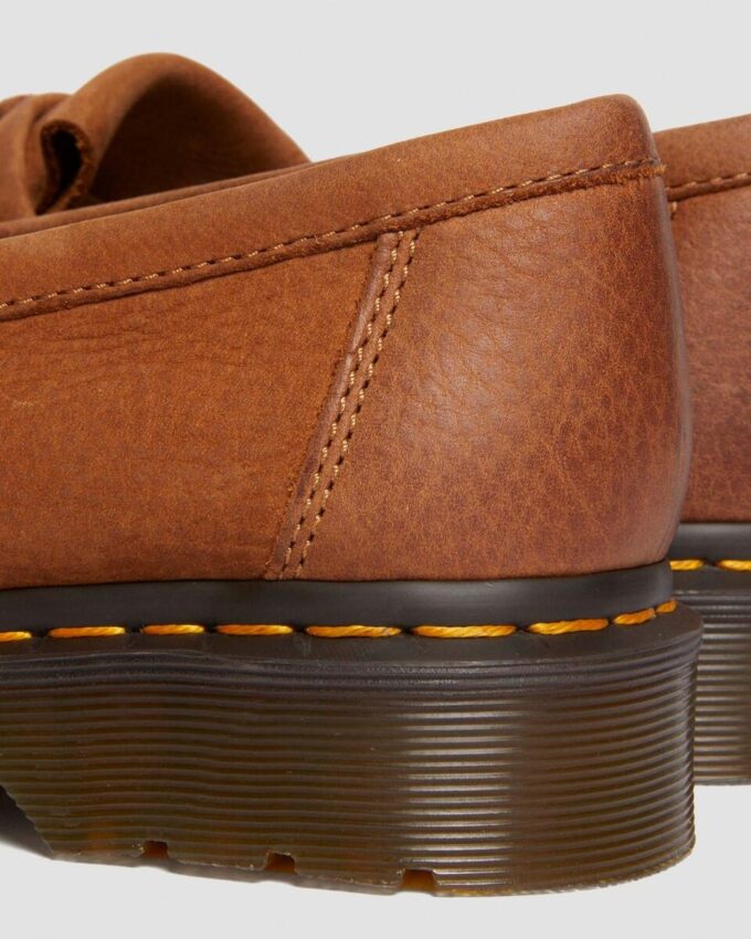 Mocasines con borlas de piel nobilla Adrian Mocasines con borlas de piel nobilla Adrian