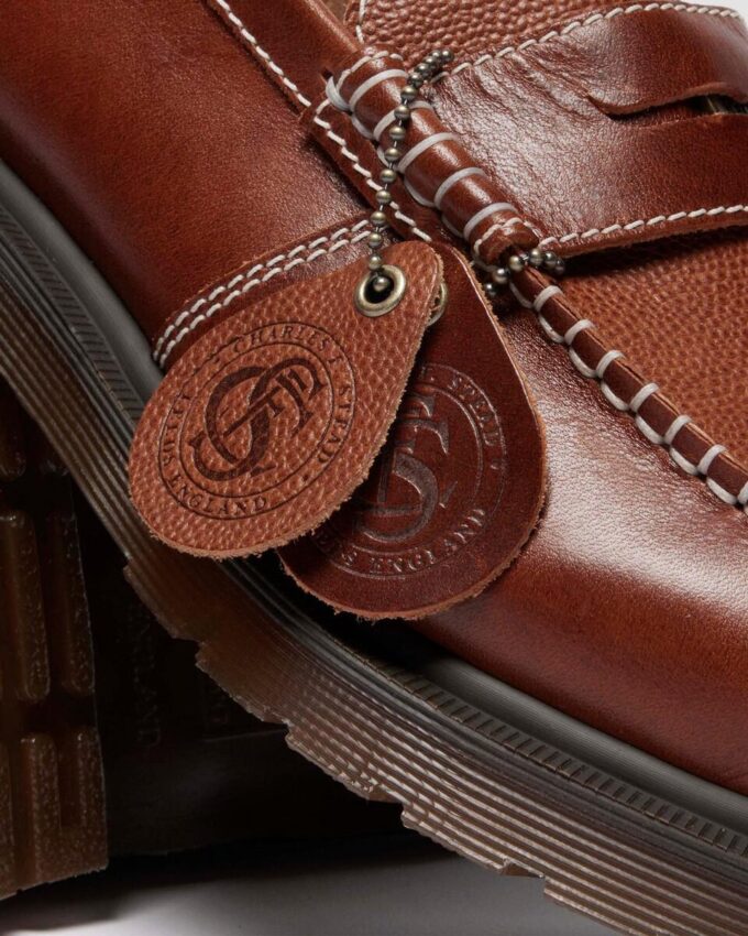 Mocasines Penton de piel de becerro clásicos fabricados en Inglaterra Mocasines Penton de piel de becerro clásicos fabricados en Inglaterra
