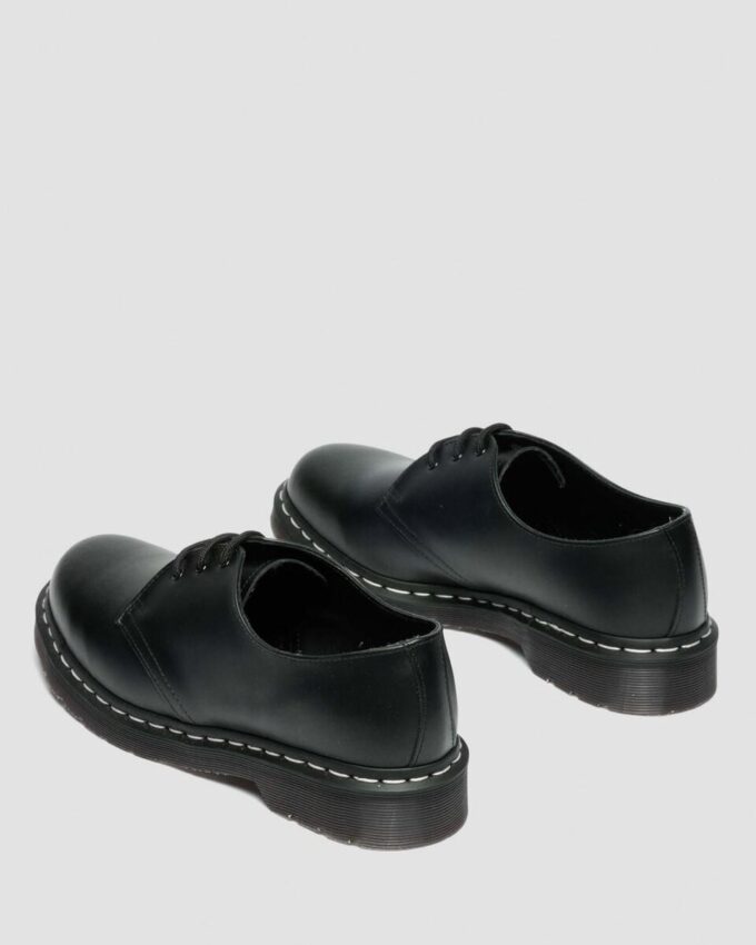 Zapatos con cordones de Smooth Leather y costura blanca 1461 Zapatos con cordones de Smooth Leather y costura blanca 1461
