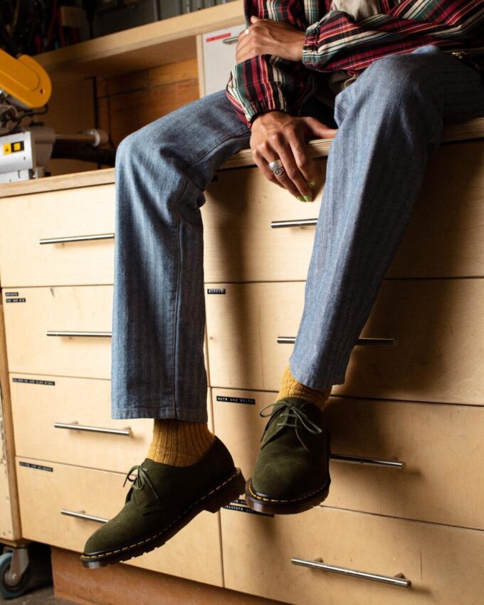 Zapatos Oxford de ante Buck 1461 fabricados en Inglaterra Zapatos Oxford de ante Buck 1461 fabricados en Inglaterra
