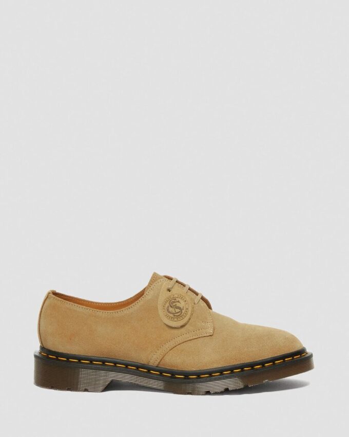 Zapatos Oxford de ante Buck 1461 fabricados en Inglaterra Zapatos Oxford de ante Buck 1461 fabricados en Inglaterra