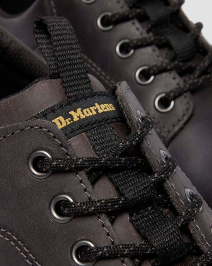 Zapatos utilitarios de cuero Reeder Zapatos utilitarios de cuero Reeder